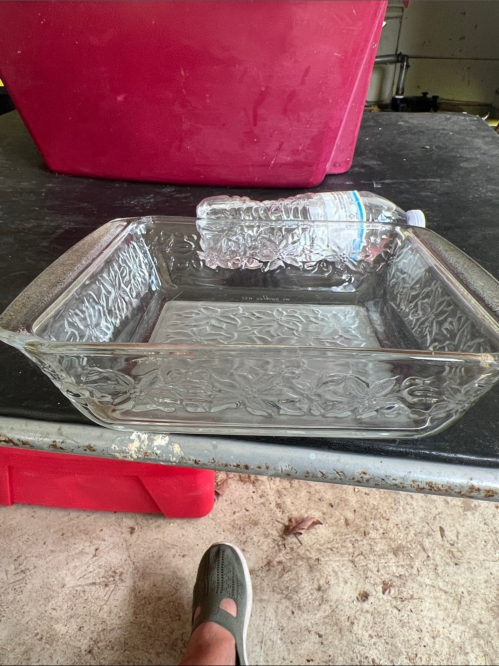 Vintagd Clear Glass Decorative Baking Dish